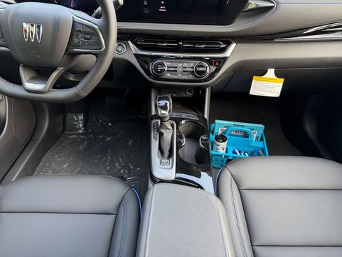 New 2026 Buick Envista Sport Touring image 18