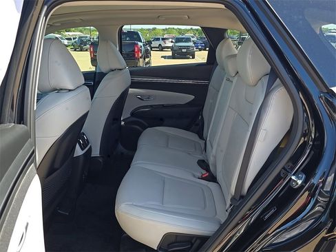 New 2024 Hyundai Tucson Limited image 16