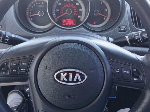 Used 2010 Kia Forte Koup EX image 13