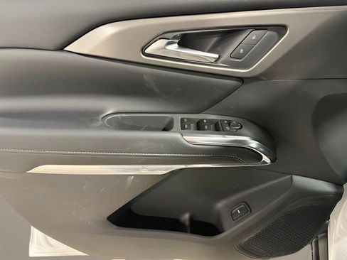 New 2026 Chevrolet Traverse LT w/ Driver Confidence Package image 7