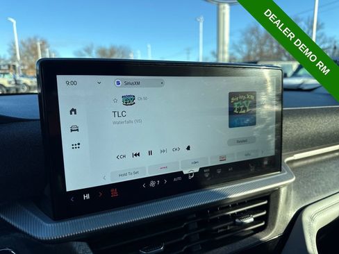 Used 2025 Ford Explorer Platinum w/ LUX Leather Package image 40