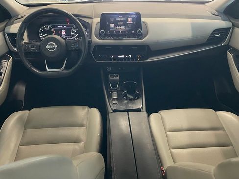 Certified 2023 Nissan Rogue SV w/ SV Premium Package FWD image 11
