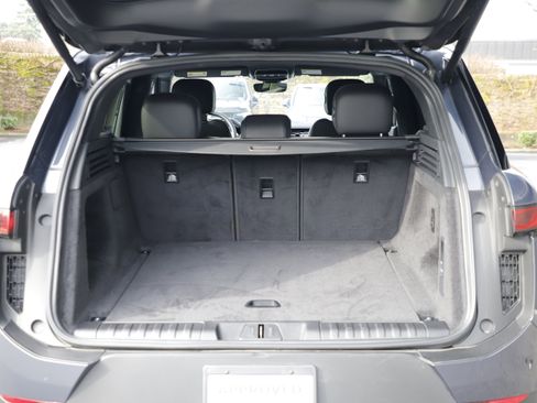 Certified 2025 Land Rover Range Rover Sport image 15