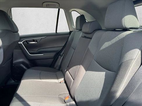 Certified 2025 Toyota RAV4 XLE FWD image 20