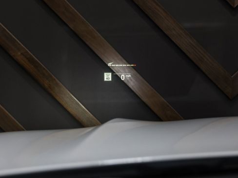 Used 2022 BMW X6 xDrive40i w/ M Sport Package image 35