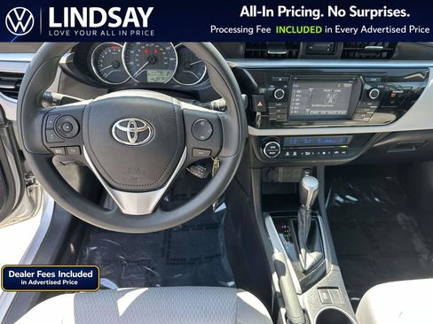 Used 2015 Toyota Corolla LE FWD image 10