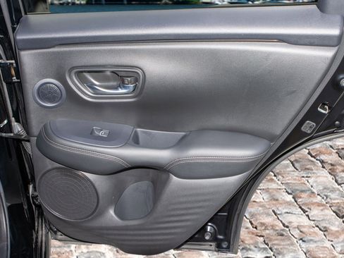 Certified 2023 Honda HR-V EX-L image 31