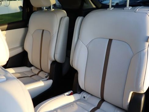 Used 2024 MAZDA CX-90 Plug-In Hybrid w/ Premium Plus image 7