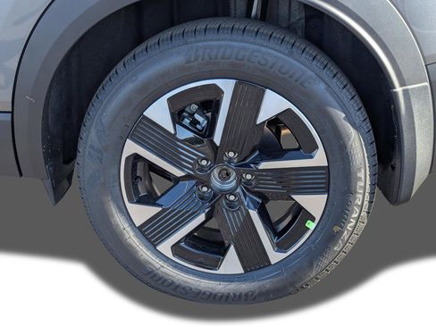 New 2026 Nissan Kicks SV AWD/4WD image 9