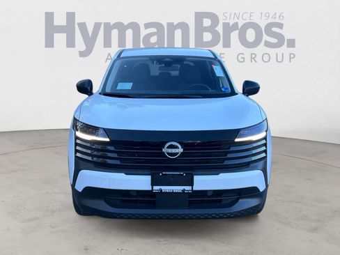 New 2026 Nissan Kicks S image 9