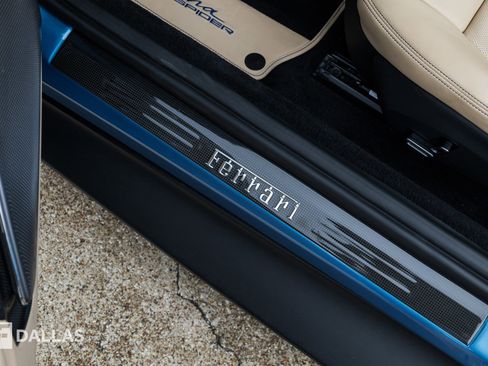 Used 2024 Ferrari Roma Spider RWD image 21