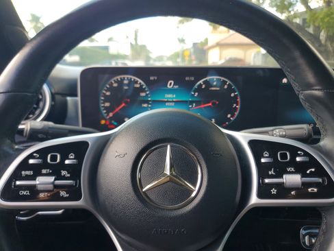 Used 2020 Mercedes-Benz A 220 4MATIC w/ Premium Package image 21