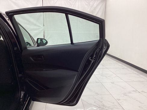 Used 2022 Toyota Corolla LE FWD image 25