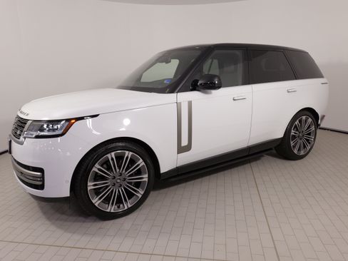 Used 2024 Land Rover Range Rover SE AWD/4WD image 1