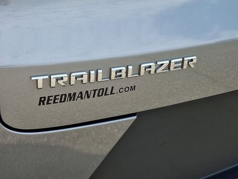 Certified 2023 Chevrolet TrailBlazer LT FWD image 30