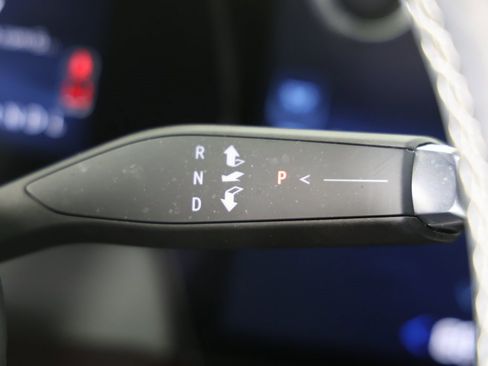 Used 2024 Chevrolet Traverse Z71 image 27