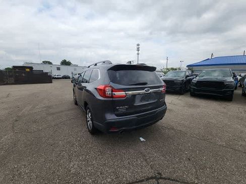 Used 2019 Subaru Ascent Premium AWD/4WD image 16
