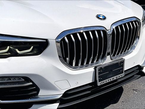 Used 2021 BMW X5 xDrive40i w/ Premium Package image 34