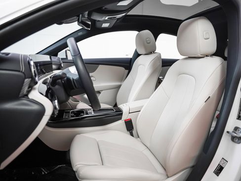 Certified 2026 Mercedes-Benz CLA 250 image 8