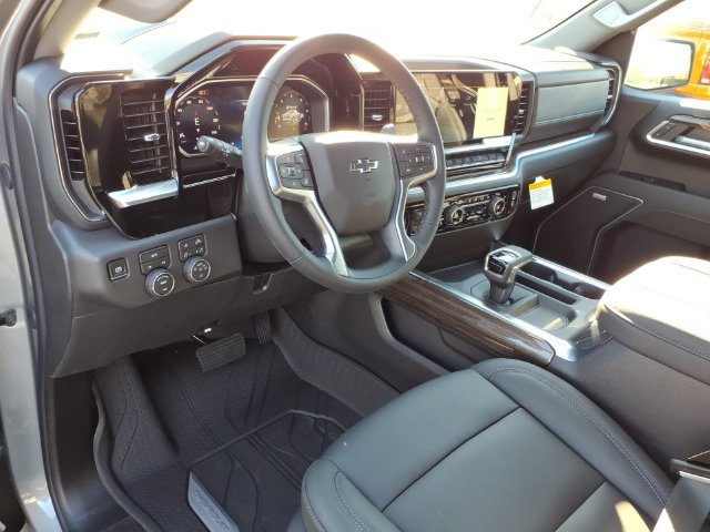 New 2026 Chevrolet Silverado 1500 RST w/ All Star Edition Plus AWD/4WD image 5