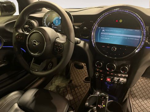 Used 2024 MINI Cooper S image 11