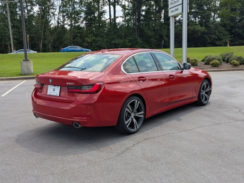 Certified 2024 BMW 330i Sedan image 3