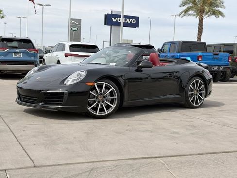 Used 2017 Porsche 911 Carrera RWD image 2