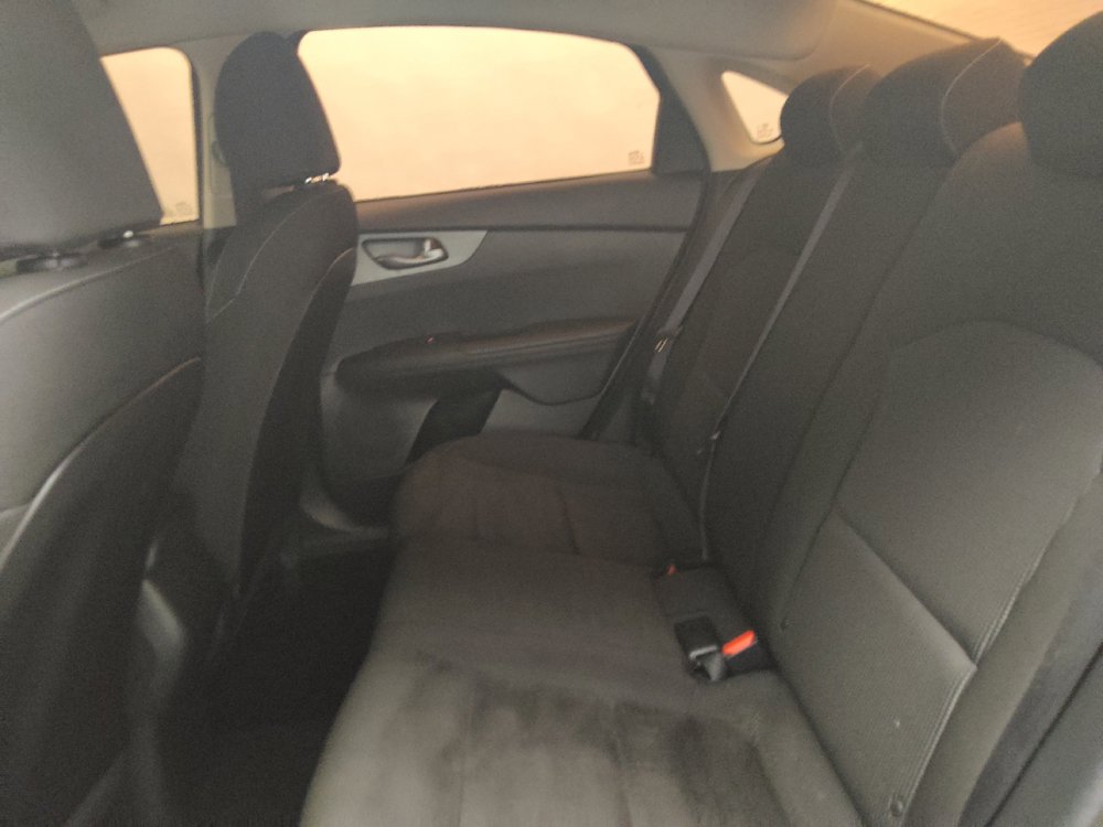 Used 2021 Kia Forte LXS FWD image 18