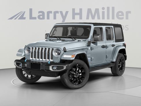 Used 2023 Jeep Wrangler Unlimited w/ Sun & Screen Package AWD/4WD image 1