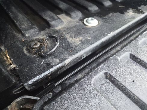 Used 2017 Toyota Tacoma Limited image 32