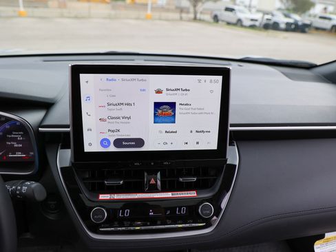 Used 2026 Toyota Corolla Cross XSE w/ Convenience Package image 21