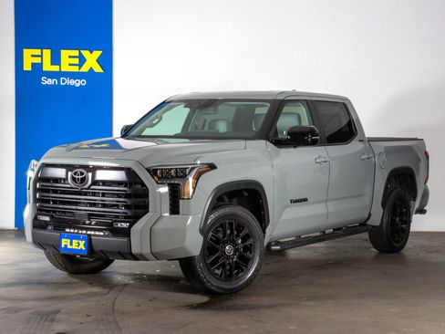 Used 2024 Toyota Tundra Limited AWD/4WD image 1