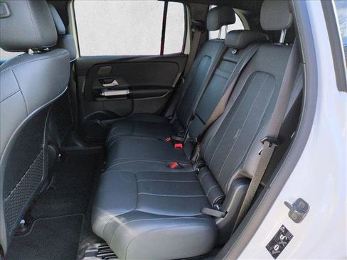 Used 2024 Mercedes-Benz EQB 250+ image 20