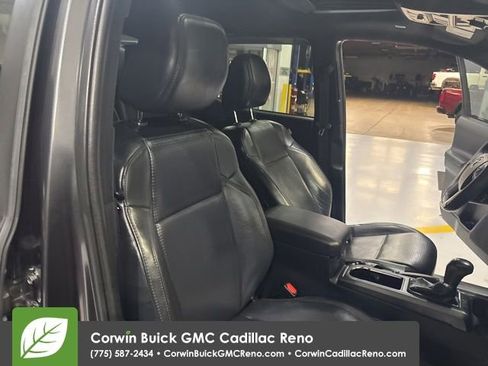 Used 2019 Toyota Tacoma TRD Off-Road image 38