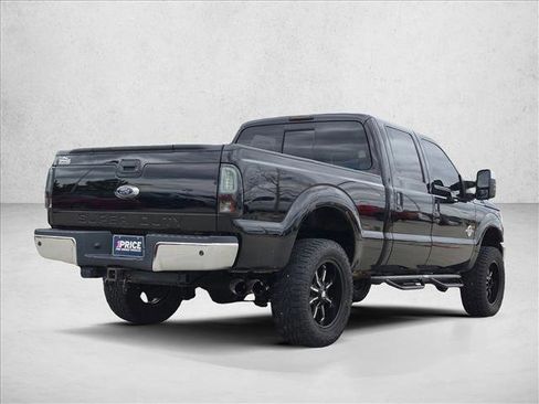 Used 2016 Ford F250 Lariat w/ Lariat Ultimate Package AWD/4WD image 5