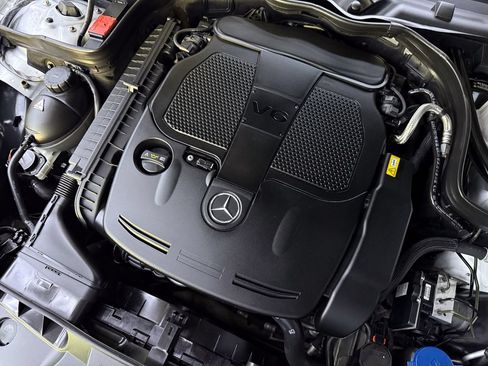 Used 2013 Mercedes-Benz E 350 Cabriolet image 22