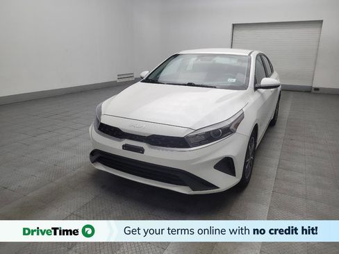 Used 2022 Kia Forte LXS image 1