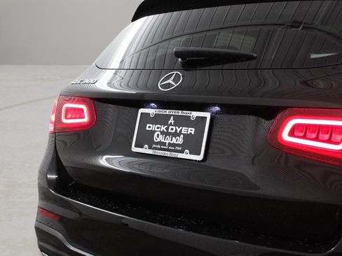Used 2021 Mercedes-Benz GLC 300 image 32
