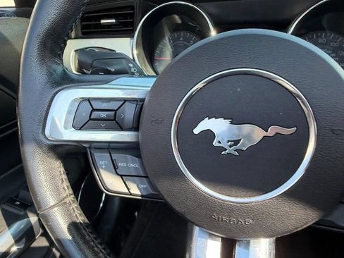 Used 2017 Ford Mustang Premium RWD image 14