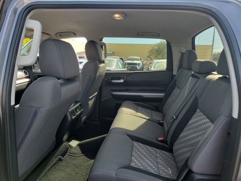 Used 2018 Toyota Tundra SR5 image 13