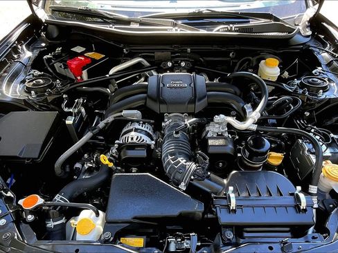 Used 2025 Toyota GR86 Premium image 24