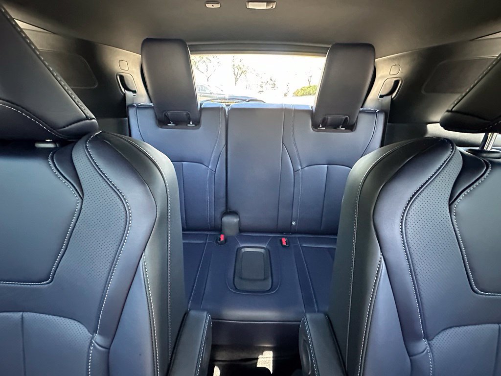 Certified 2026 INFINITI QX60 Sport w/ Dark Cargo Package AWD/4WD image 17