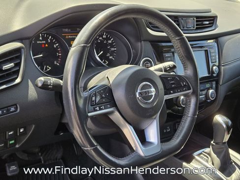 Used 2018 Nissan Rogue SV w/ Sun & Sound Touring Package AWD/4WD image 23