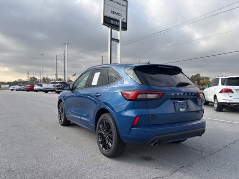 Used 2023 Ford Escape ST-Line Elite w/ Premium Technology Package image 3