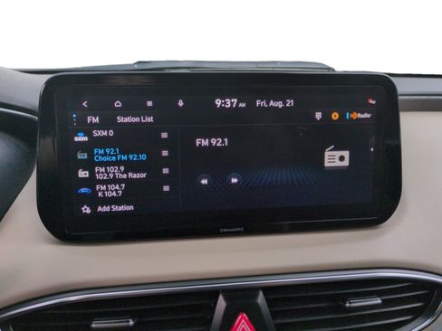 Used 2023 Hyundai Santa Fe SEL AWD/4WD image 17