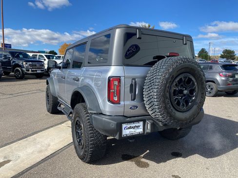 Used 2023 Ford Bronco Wildtrak image 23