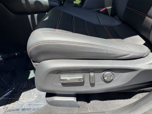 Used 2025 Honda CR-V Sport-L image 32
