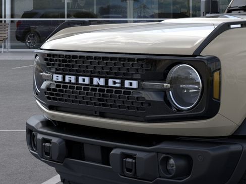 New 2026 Ford Bronco Big Bend w/ Black Diamond Package AWD/4WD image 19