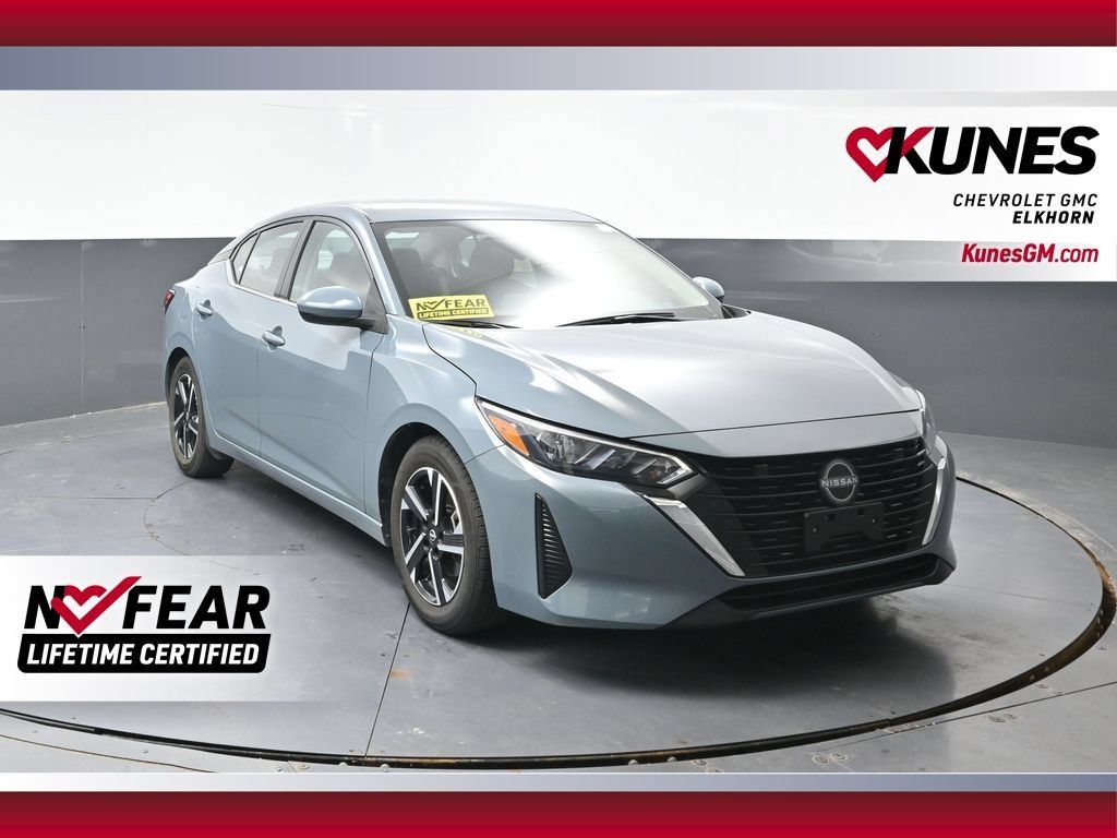 Used 2024 Nissan Sentra SV FWD image 1