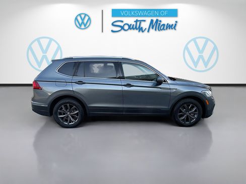 Used 2022 Volkswagen Tiguan SE FWD image 8